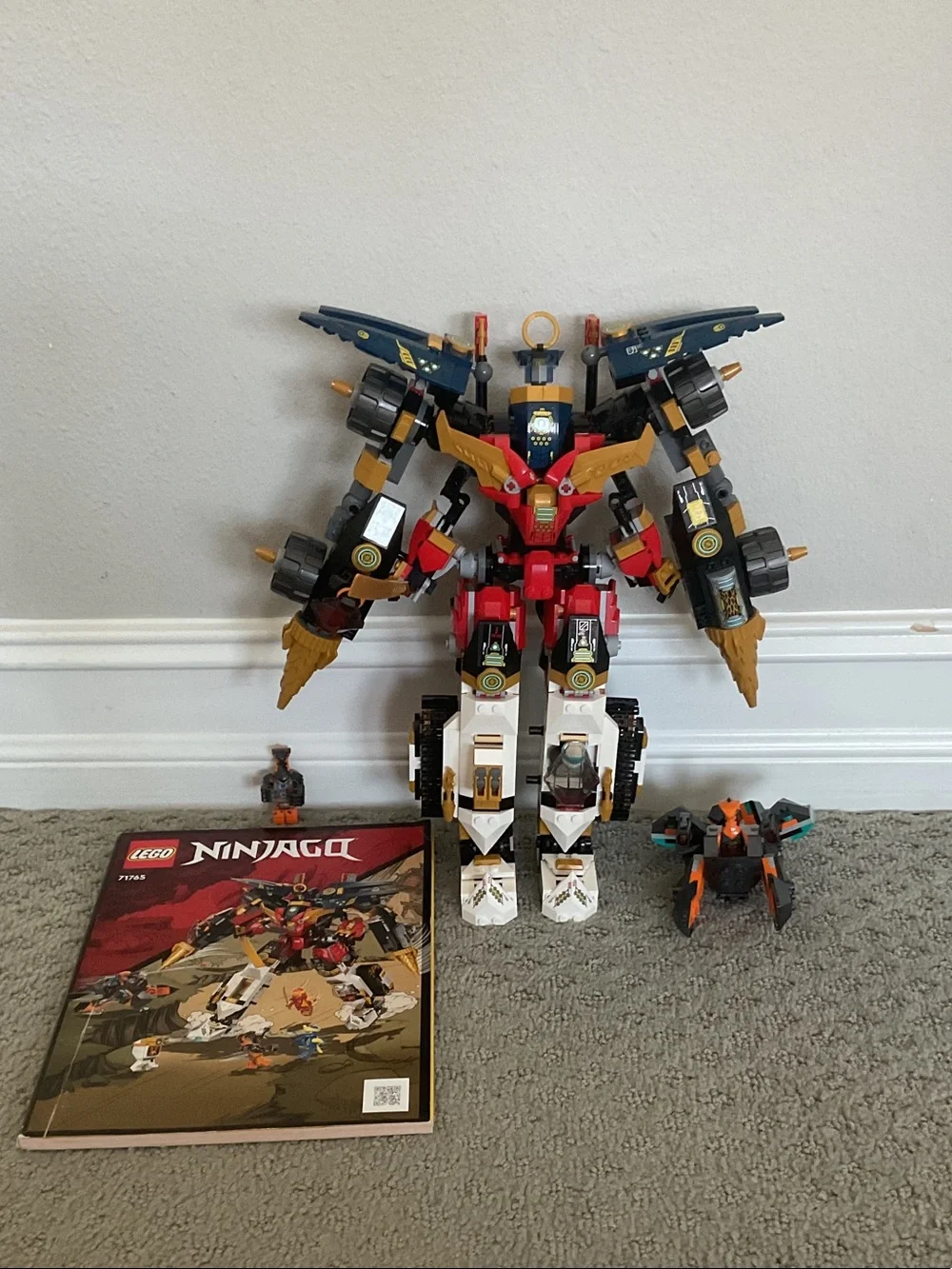 Lego Ninjago Red, White, Black & Gold Mech